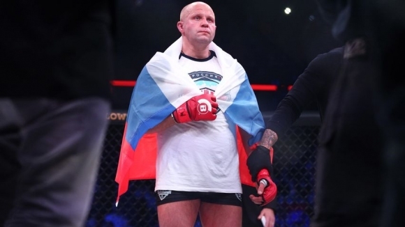Емеляненко нокаутира Сонен в края на първия рунд