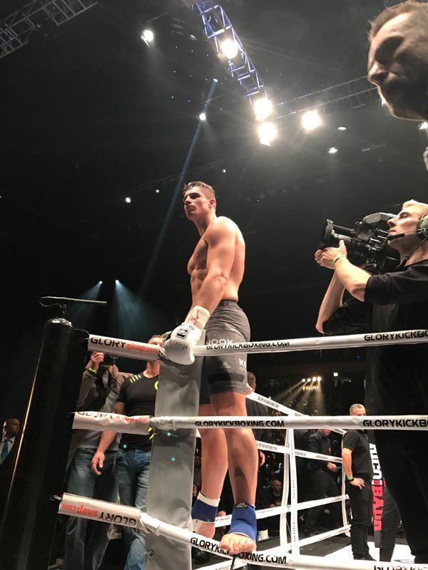 Rico Verhoeven е новият стар шампион на Glory!