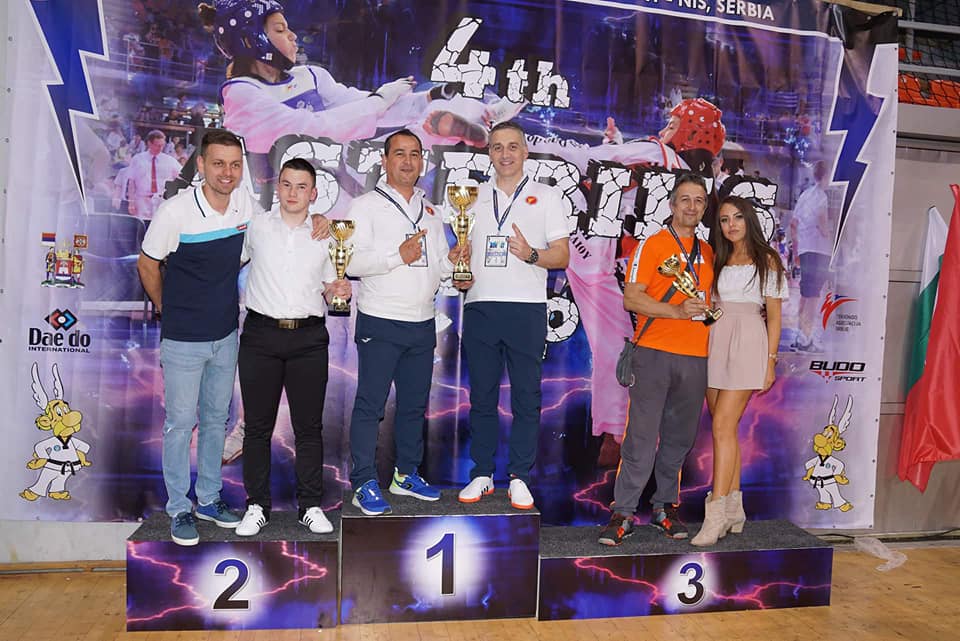 Българският отбор по пумсе обра медалите в Ниш