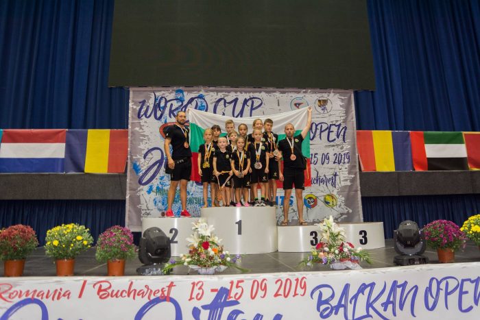 Националите ни по джу джицу с рекорден брой медали от Румъния