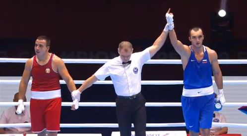 Панталеев загуби полуфинала на световното по бокс