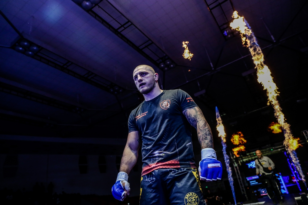 Влади Кънчев ще защитава титлата срещу бивш боец от UFC