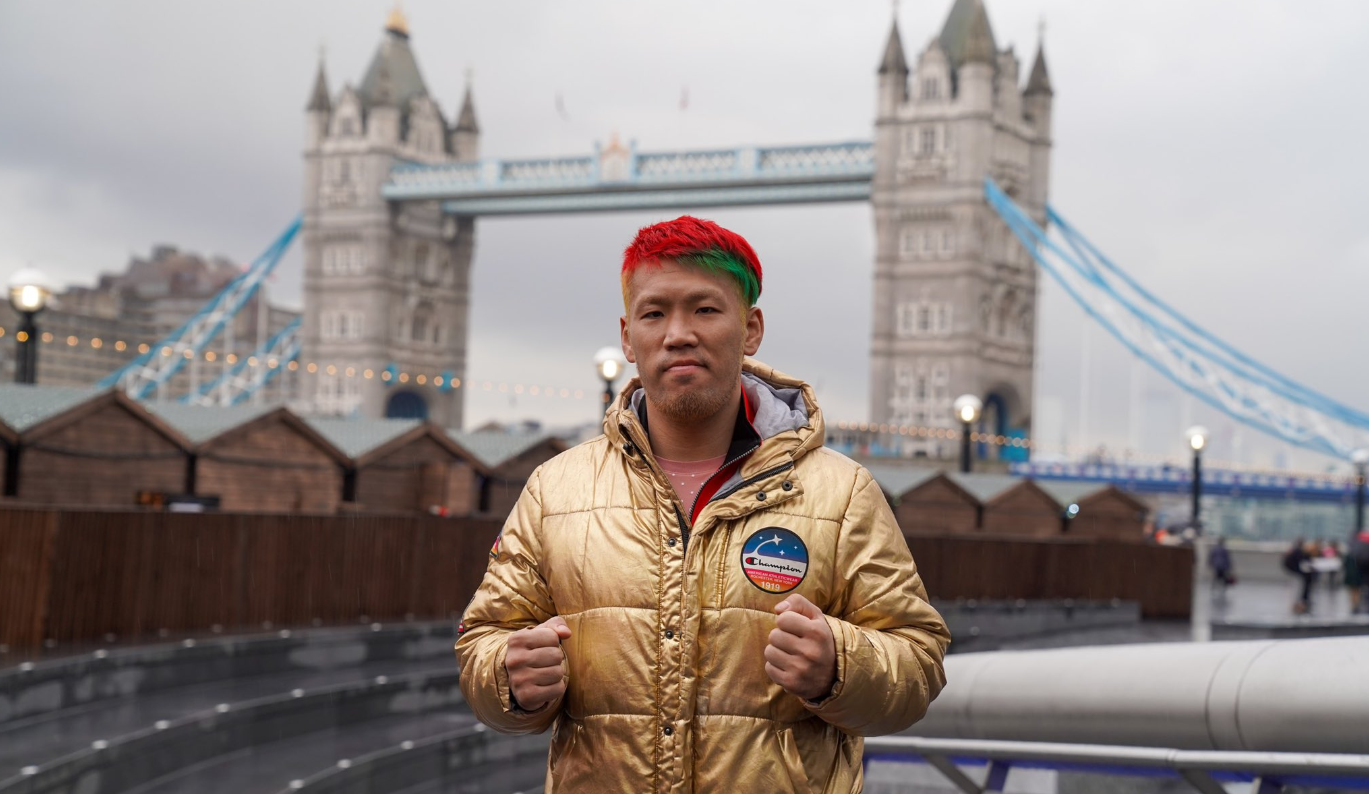 Съперникът на Дюбоа обикаля Лондон като турист