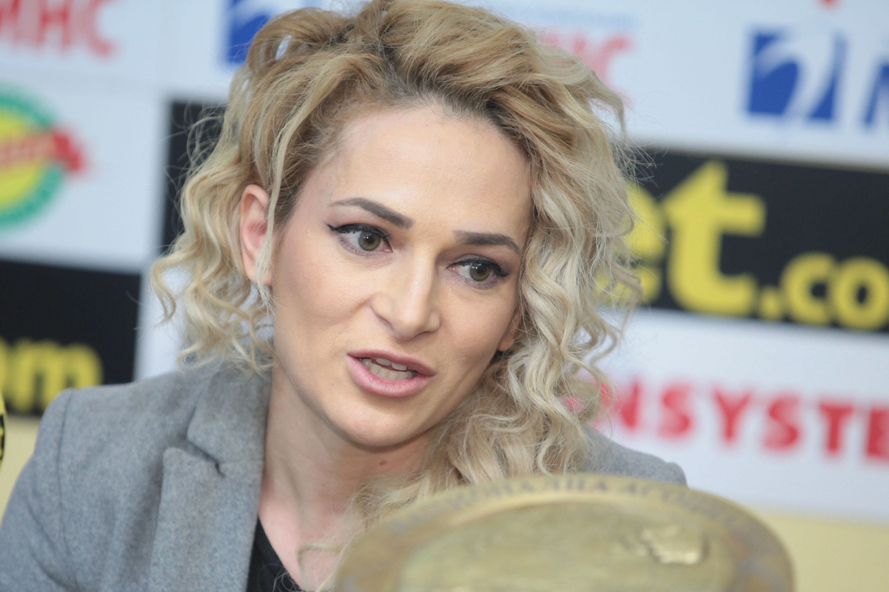 Албена Ситнилска отказа да продава трофеите си