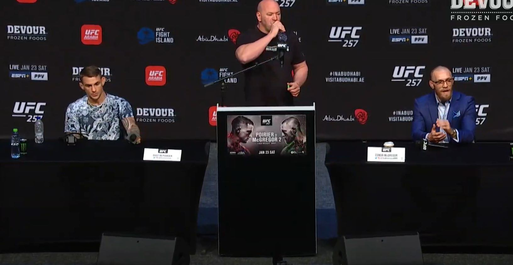 Конър и Порие показаха уважение на пресконференцията преди UFC 257 (ВИДЕО)