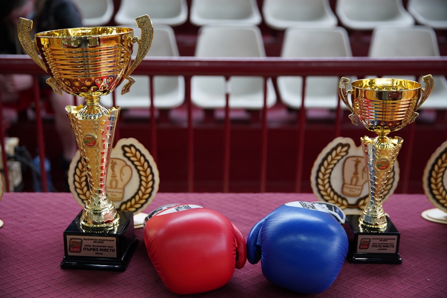 НА ЖИВО: Държавното първенство по бокс за жени и девойки