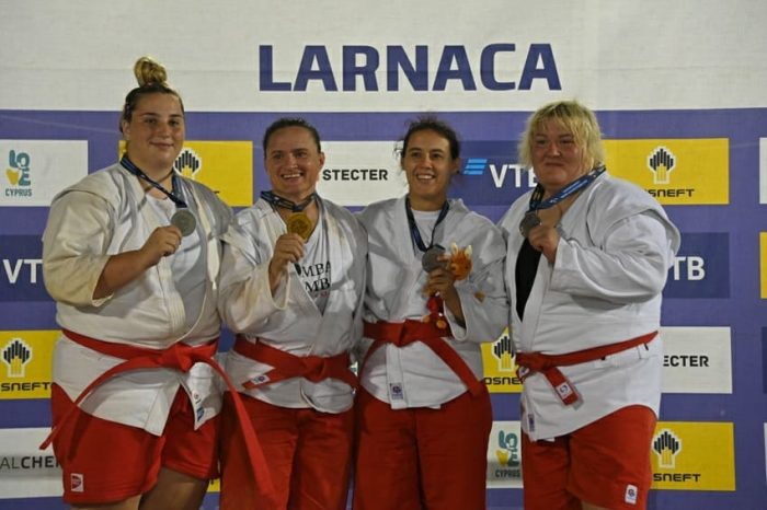 Брилянтна Мария Оряшкова стана световна шампионка и в плажното самбо