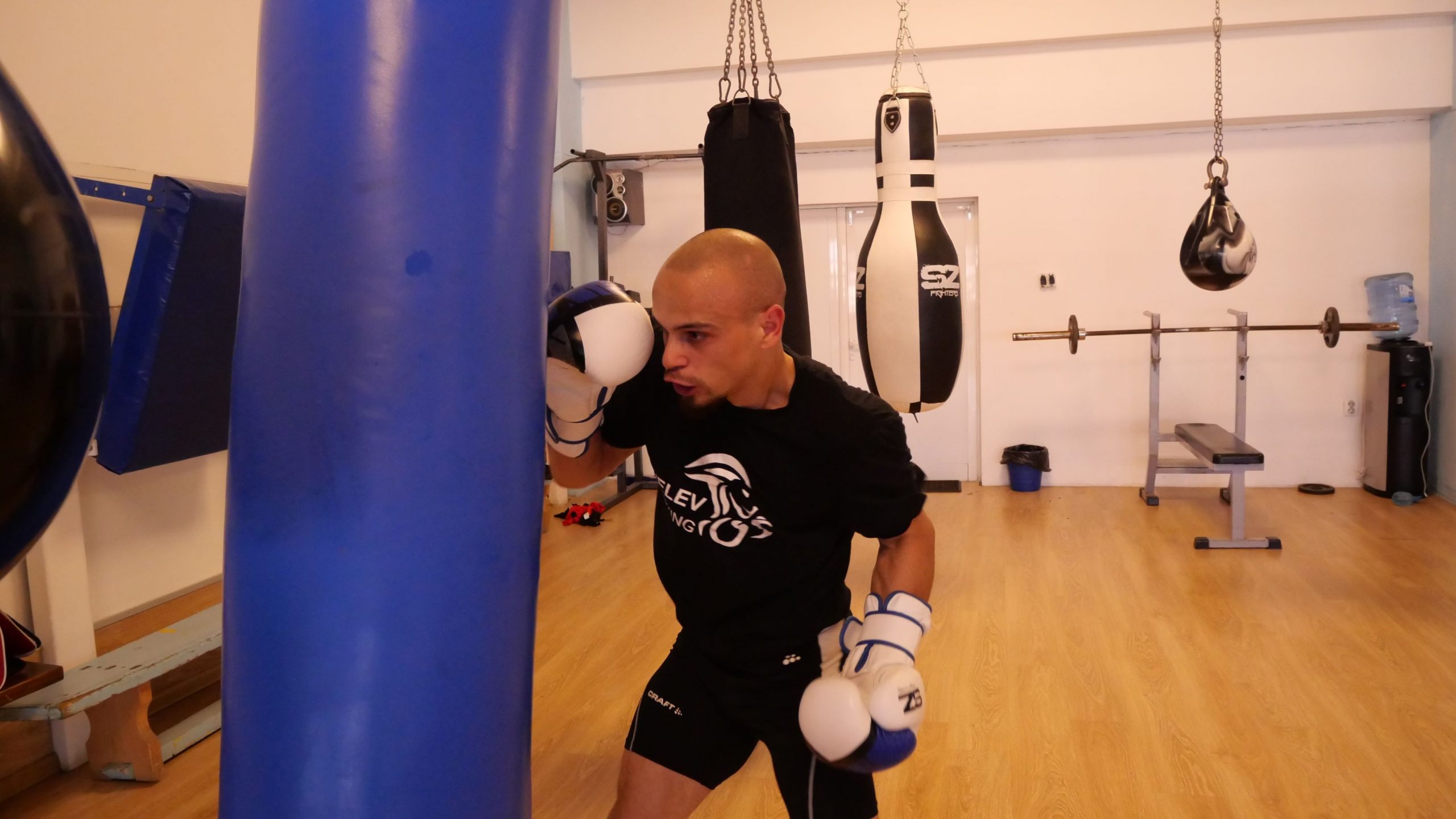 Български боксьор атакува пояс на WBC