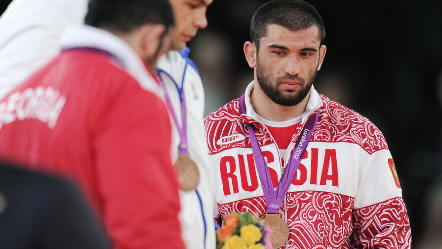 Руски борец заменя бронз за олимпийска титла