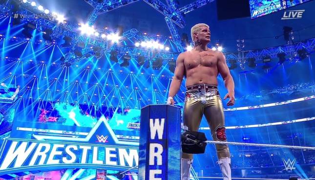 Изненада! Коди Роудс се завърна с гръм и трясък в WWE (ВИДЕО)