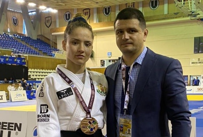 Габриела Димитрова завоюва първи медал при жените