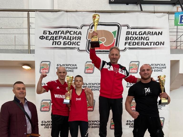 Локомотив София ликува с титлата в Ботевград