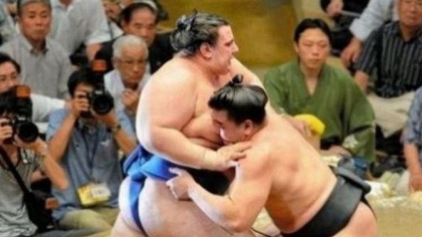 Аоияма започва срещу „маегашира-10“ Хирадоуми на турнира в Токио