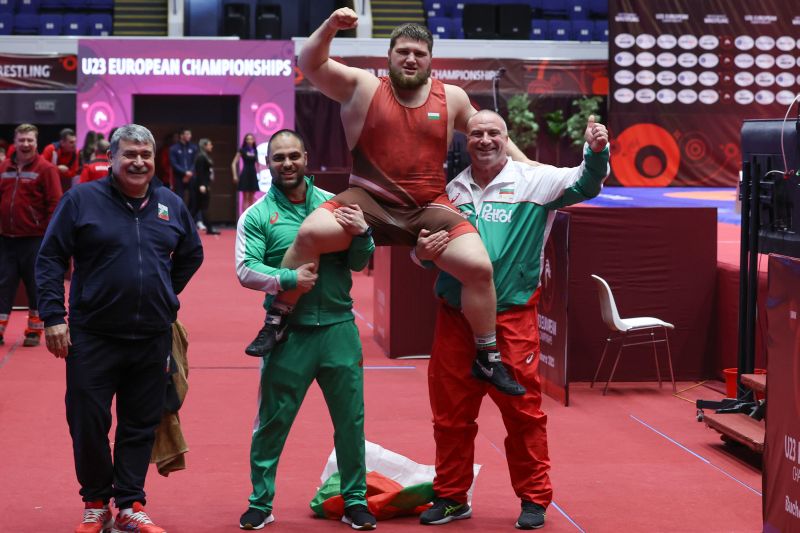 България завърши на 12-о място в класирането по медали на европейското по борба до 23 години