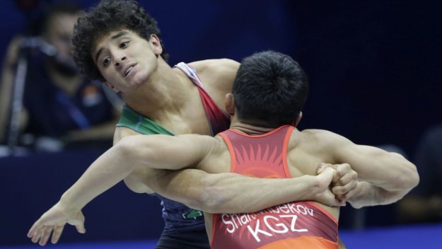 България завърши на пето място по медали след титлата на Назарян, Турция е първа