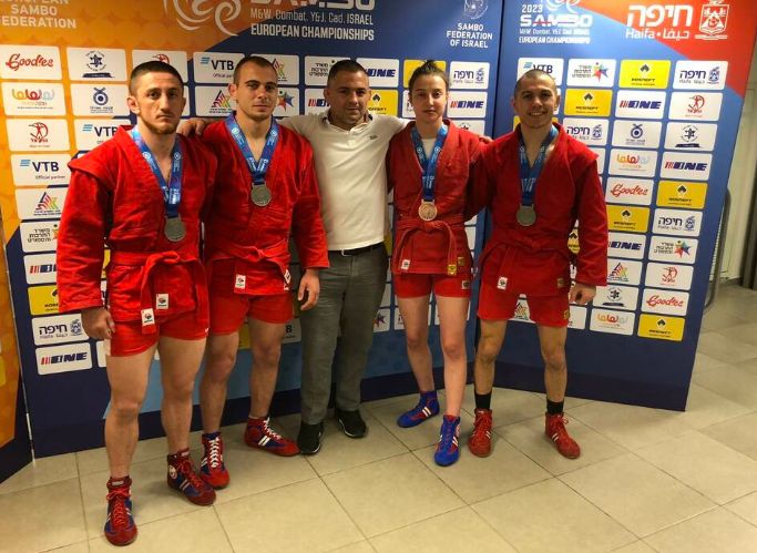 Четири медала за България от първия ден на Европейското по самбо