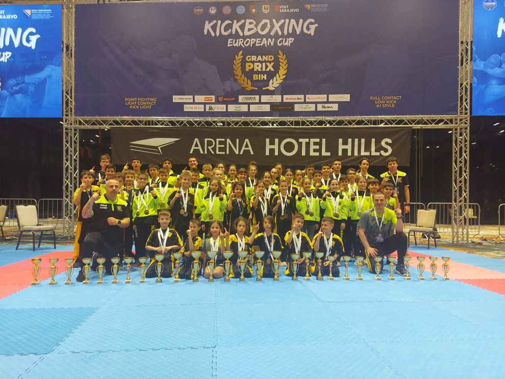 Кикбоксьорите на „Масару“ спечелиха първо място на Европейската купа по кикбокс в Сараево