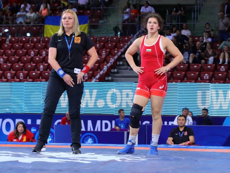 Даниела Бръснарова също влиза в битка за медал