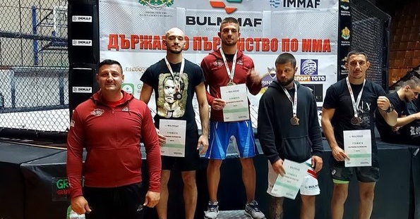 Виктор Иванов се класира за световното по MMA след успех на държавното първенство