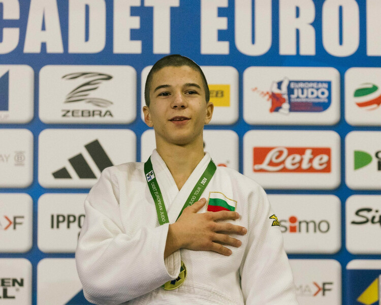 Иво Галенков стана шампион на Европейската купа по джудо за кадети в Италия