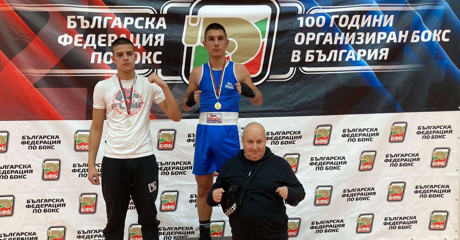 Равностойни битки определиха шампионите по бокс в Петрич
