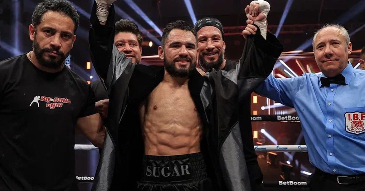 Едуардо Нунес е новият шампион на IBF в супер „перо“ категория