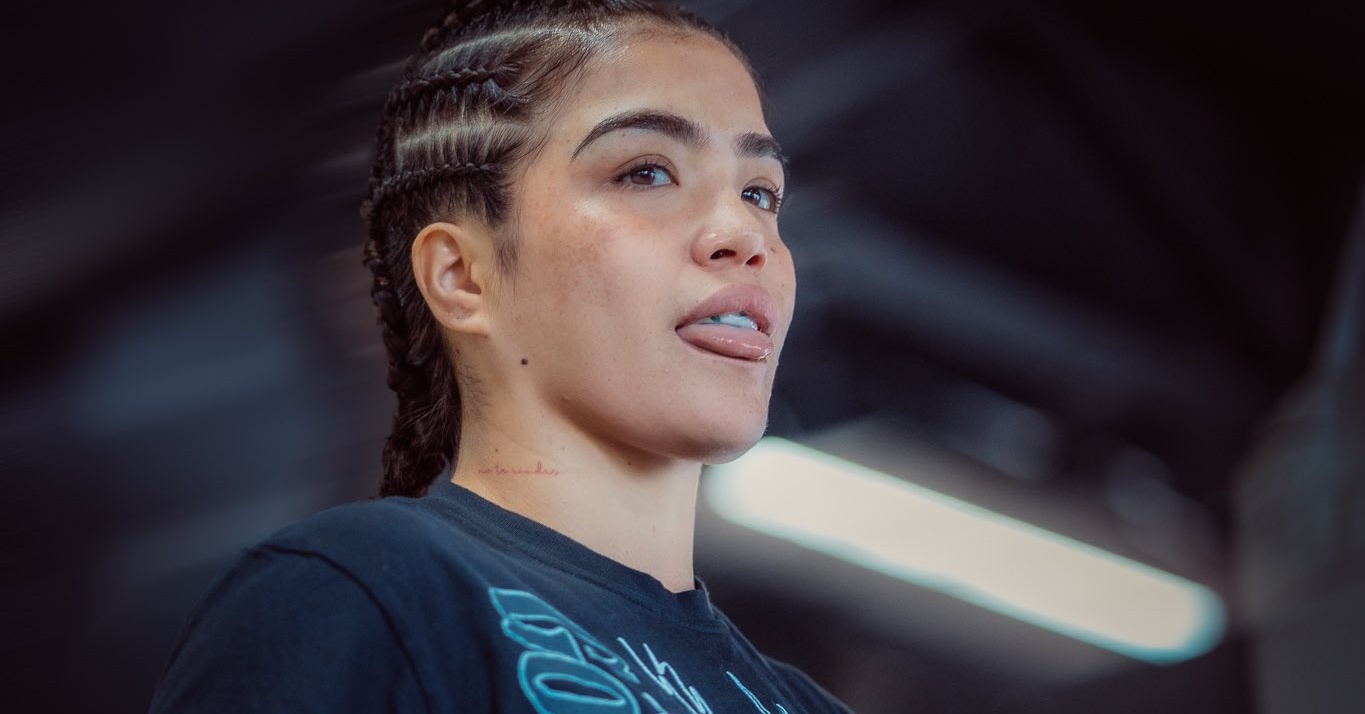 Трейси Кортес се завръща срещу Вивиан Араужо на UFC 317