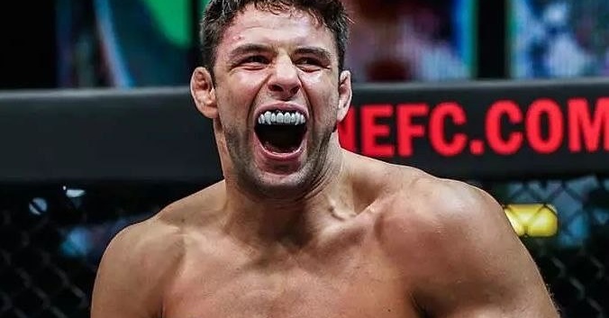 Маркус „Бучеча“ Алмейда подписа с UFC, дебютира в Абу Даби на 26 юли