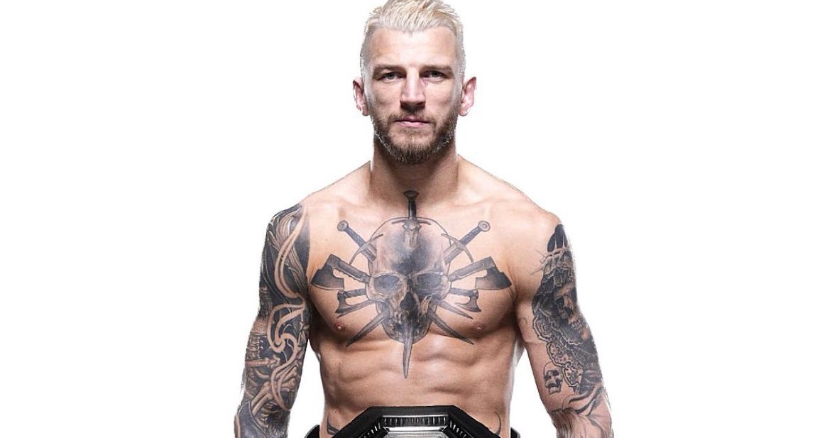 Дан Хукър се цели в Арман Царукян за завръщането си в UFC