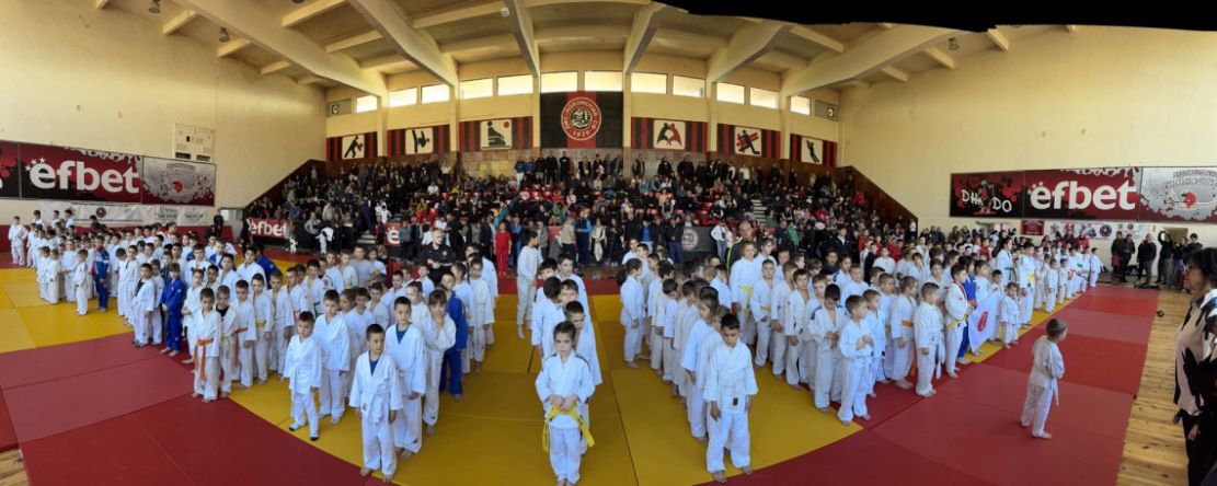 „Габрово“ с две отборни титли на турнира по джудо „Локомотив“