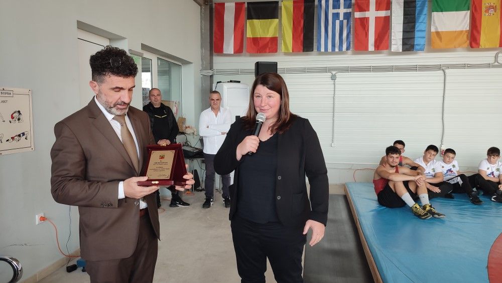 България иска световното по борба до 20 години