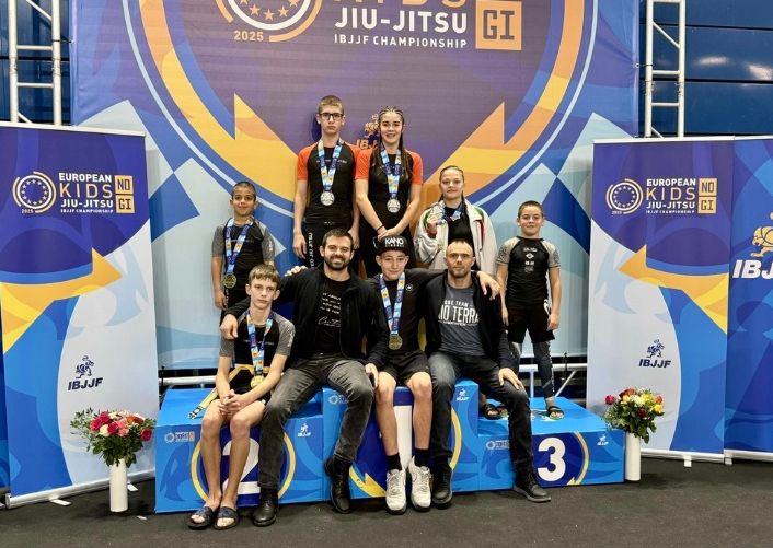 Българи спечелиха шест медала по бразилско джу джицу в Дъблин