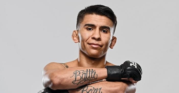 Марио Баутиста: „Бях на две движения от победата над Умар Нурмагомедов“