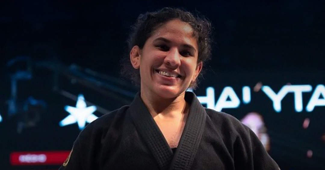 IBJJF шампионката Талита Силва подновява ММА кариерата си – с мечта за UFC титла