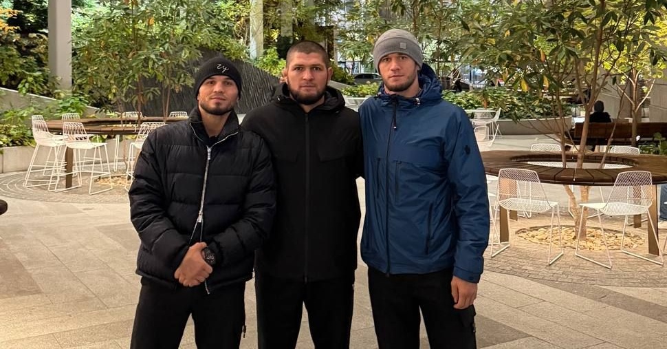 Хабиб разкрива какво следва за Умар Нурмагомедов: „Той е на пътя към титлата – трудно ще го спрат“