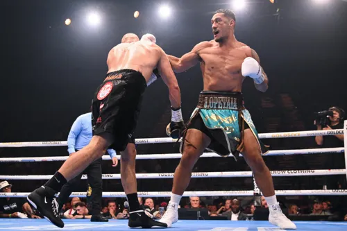 Вижте видео на бруталния нокаут в двубоя между Опетая и Джинкара