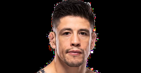 Брендън Морено недоволен от спирането на мача на UFC 323